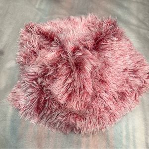 Fuzzy Collar Scarf - Red/White.  It’s pull over fuzzy scarf. One size fits all